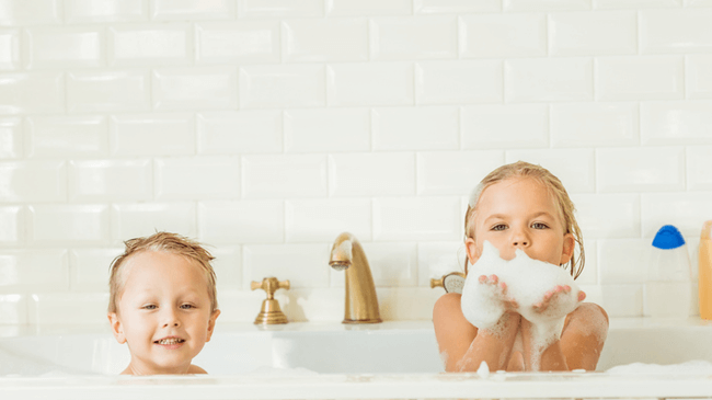 浴育とは？幼児の親が入浴剤に期待するのは「色・香りの情緒発達」や「コミュンケーション」！